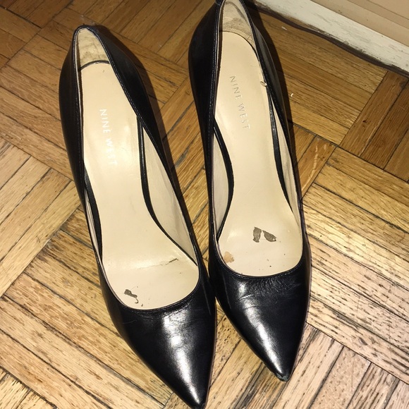 NINE WEST Black Pumps Size 8 Black pumps Fun heels Heels